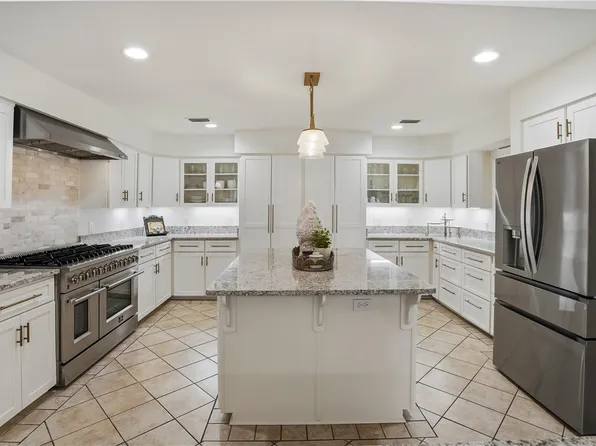 118 Harrogate Rd, Saint Simons Island, GA 31522