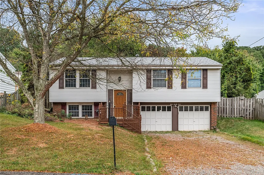 493 Rainier Dr photo 1
