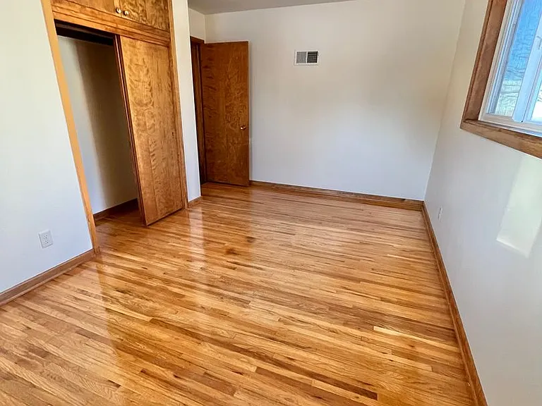 4909 E Linden Ln — Photo 19