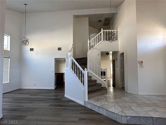 5th image of 9920 Tamarack Landing Way