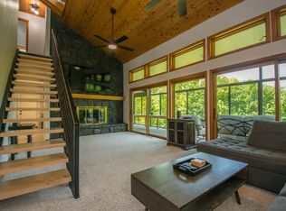 201 Bluebird Ln #Id1597162p, Maggie Valley, NC 28751
