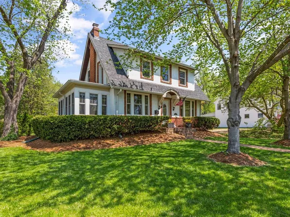 701 W Lockwood Ave, Saint Louis, MO 63122