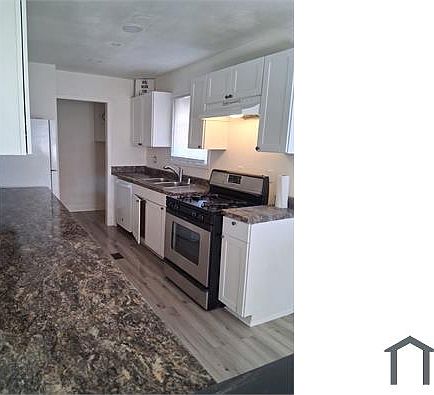 2nd image of 730 W Avenue H #10