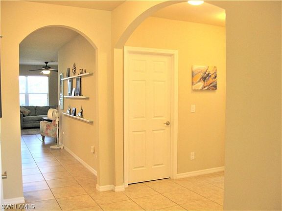 3rd image of 15280 Yellow Wood Dr