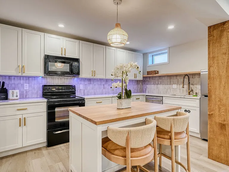 5811 Johnson Ave — Photo 23