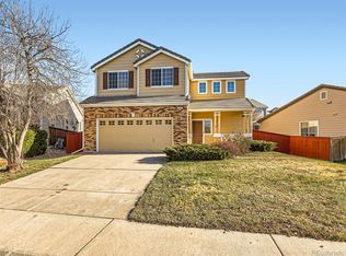 422 Chambers Way, Aurora, CO 80011