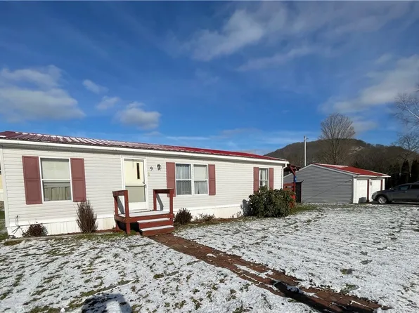 9 Lang Ln, Lewis Run, PA 16738