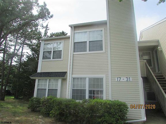 2nd image of 31 Driftwood Ct #31