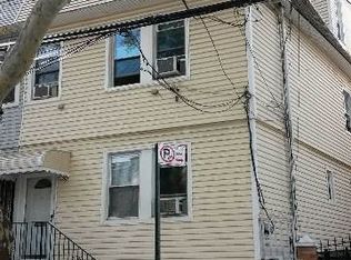 3330 109th St, Corona, NY 11368