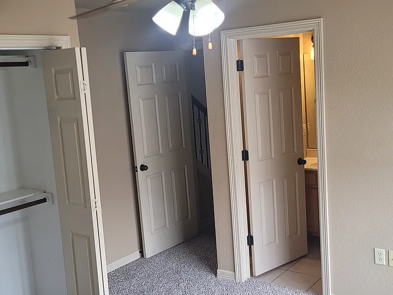 1772 N Chestnut Ave — Photo 16