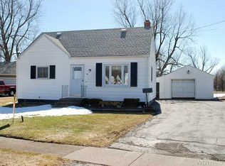 87 Marilyn Dr, Cheektowaga, NY 14225