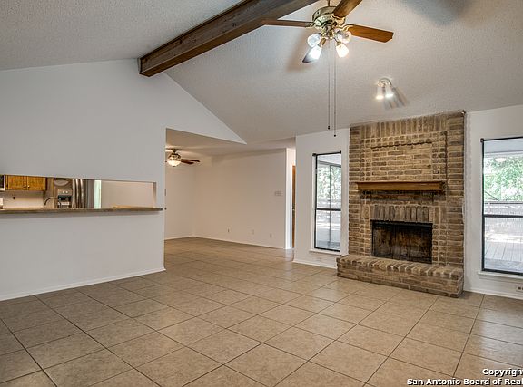 3rd image of 12014 Vista Nogal St