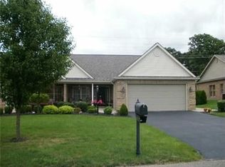 3236 Penny Ln, New Castle, PA 16105
