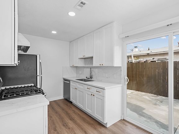 3rd image of 4178 40th St APT 2