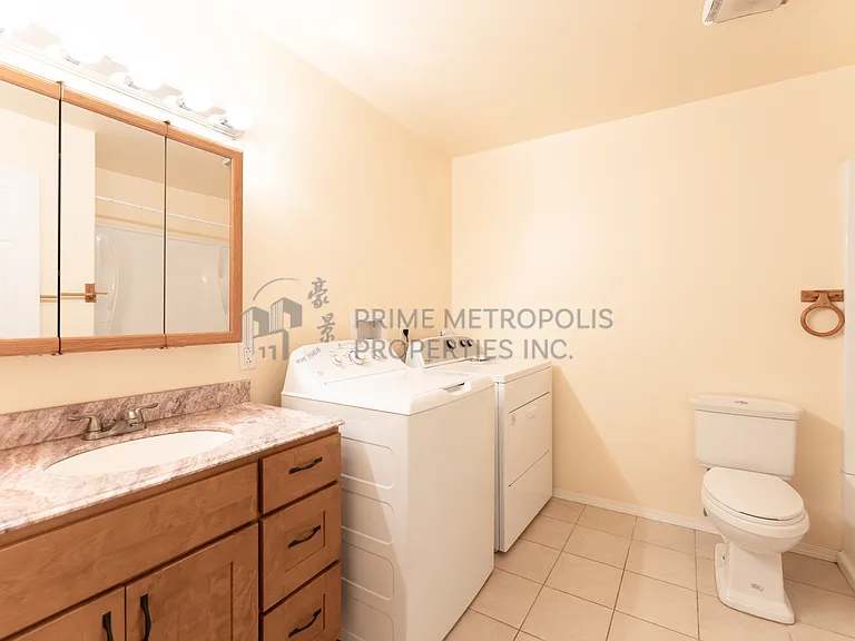 11322 Exeter Ave NE — Photo 18