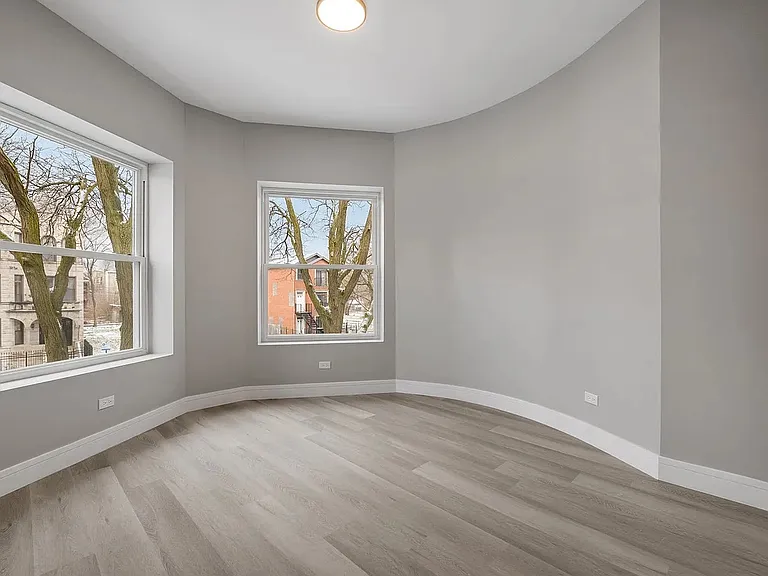 5235 S Indiana Ave #3 — Photo 8