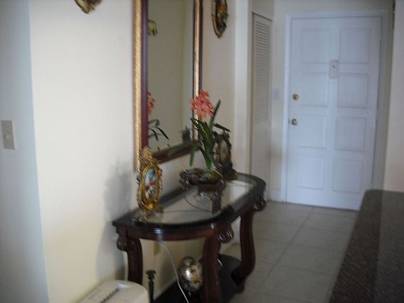 2nd image of 1075 NE Miami Gardens Dr APT 401W