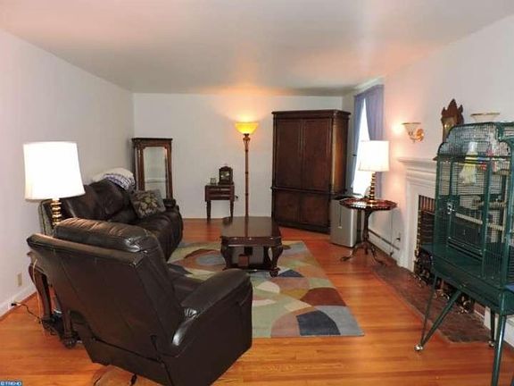 5th image of 1213 Lindale Ave