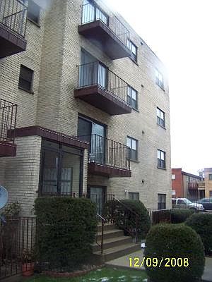 1st image of 2615 W Foster Ave APT 204