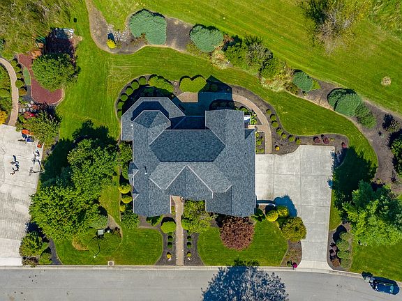 3rd image of 8326 Sawgrass Way