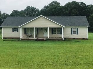 709 Double Springs Rd, Townville, SC 29689