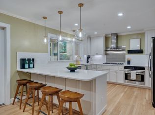 207 Old Forest Creek Dr, Chapel Hill, NC 27514
