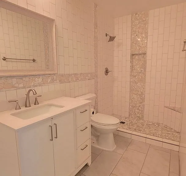 4167 E Market St — Photo 11