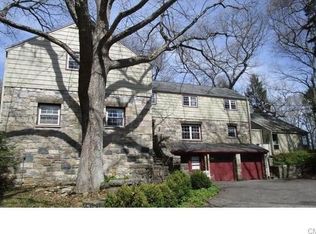 401 Rock Rimmon Rd, Stamford, CT 06903