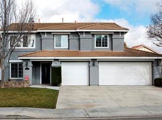 822 Renfrew Way, Riverside, CA 92508