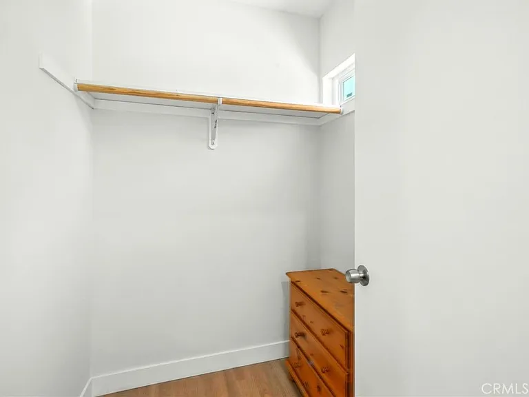 9221 Swinton Ave — Photo 3