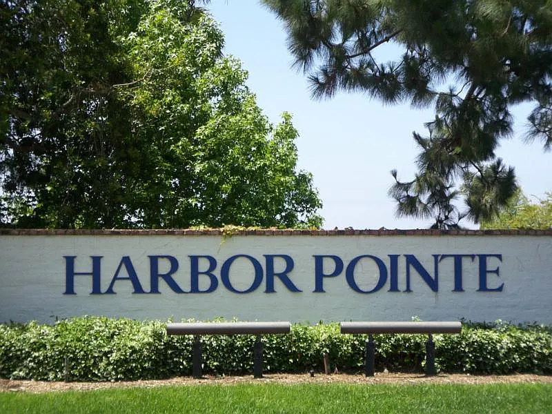 Building Photo - 846 Windcrest Dr