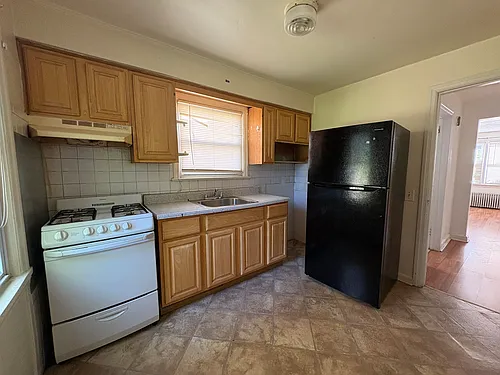 1115 Sheridan Ave #D Photo 1 1115 Sheridan Ave #D Photo 1