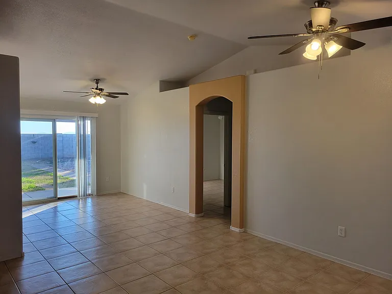 1361 E Autumn Sage Trl — Photo 3