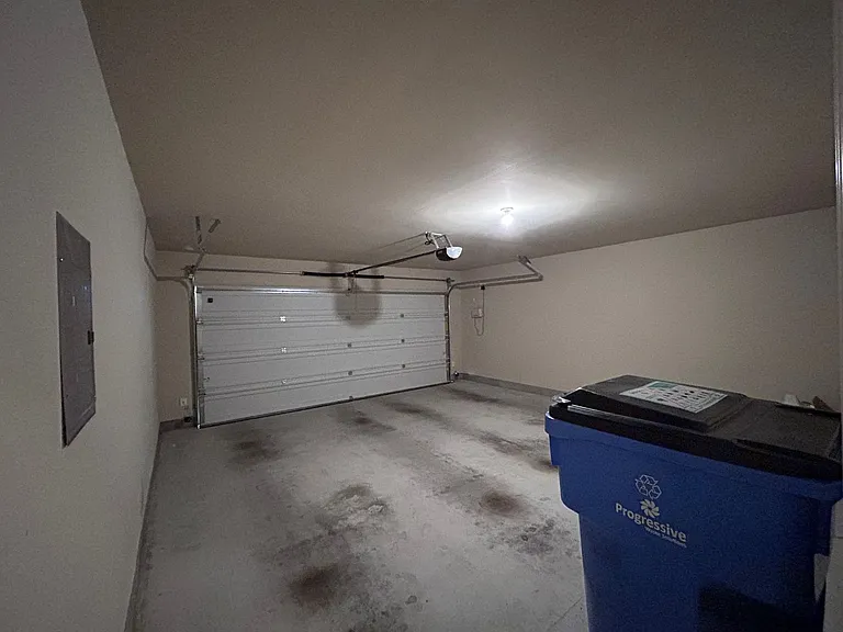 2204 Tranquility Ln — Photo 25