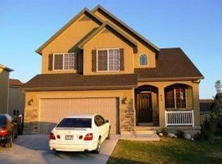 452 E Apple Grove Ln, Pleasant Grove, UT 84062