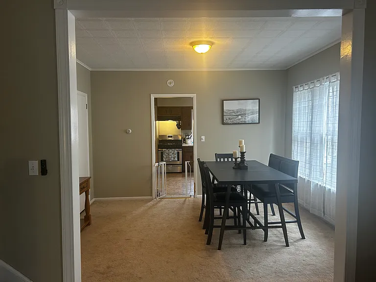 1136 Boyd St — Photo 14