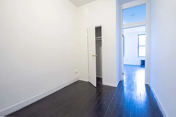 Rented by Brick&Mortar | media 6