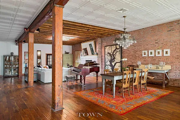 Rented by Town Residential | media 26