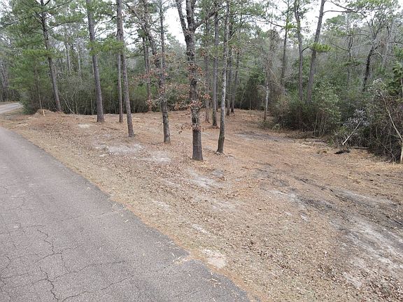 5th image of 390 Farve Rd