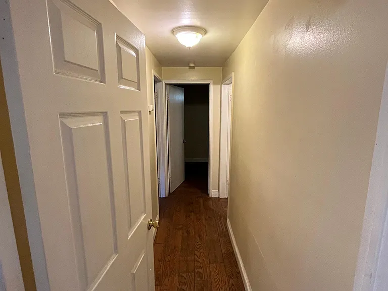 4225 Estrella Ave #6 — Photo 14
