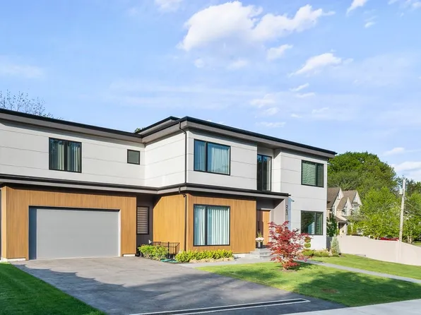 263 Arnold Rd, Newton, MA 02459