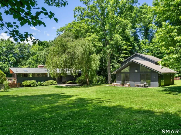 9 Fall Ridge Road, Weston, CT 00688