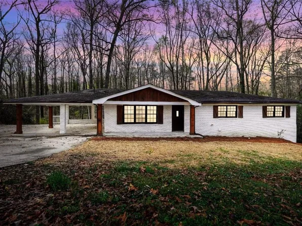 4022 Creel Dr, Lithia Springs, GA 30122