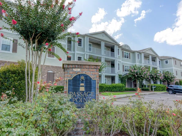 215 Valencia Court #106, Wilmington, NC 28412