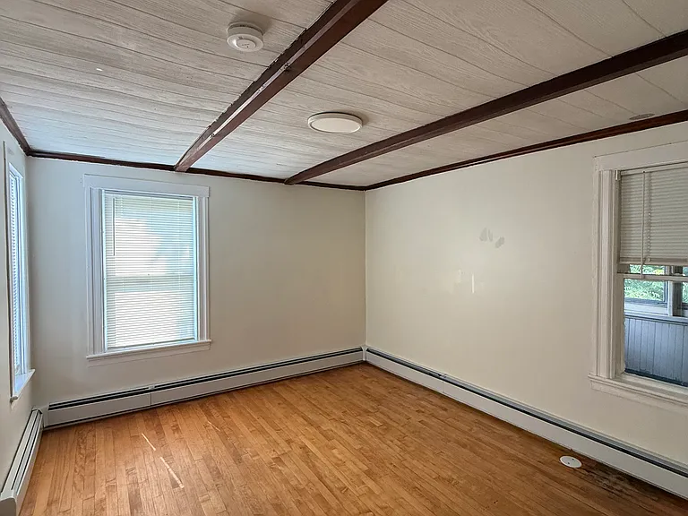 47 Maple St #1 — Photo 17