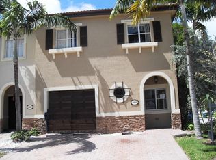 8861 SW 221st Ter, Cutler Bay, FL 33190