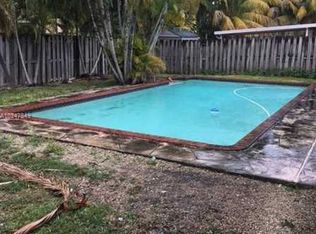 14767 SW 175th St, Miami, FL 33187