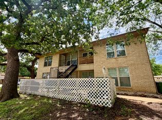 109 Wildwood Ct #B, Grapevine, TX 76051