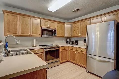 Kitchen - 1620 Goley Hewett Rd SE