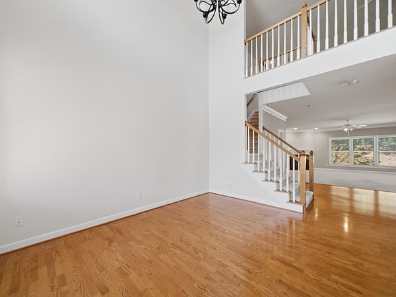 2nd image of 8019 Satillo Ln